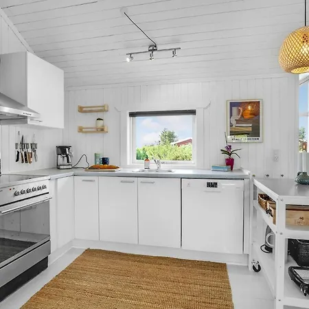Nice In Lgstr With Wifi And 3 Bedrooms Logsted